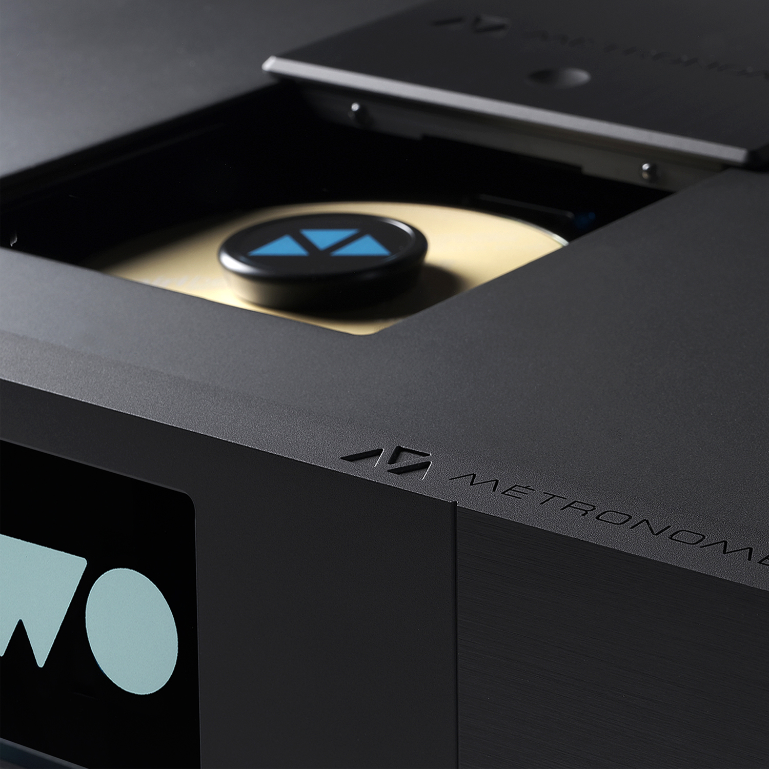 Aqwo 2 black by Métronome